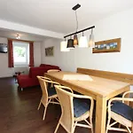 Modern In With Terrace Apartment