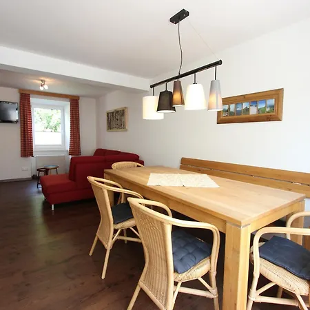 Modern In With Terrace Апартаменты