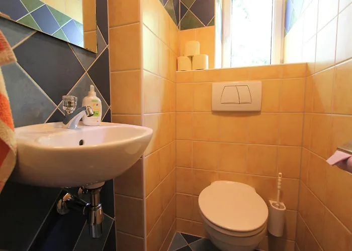 شقة Modern In With Terrace