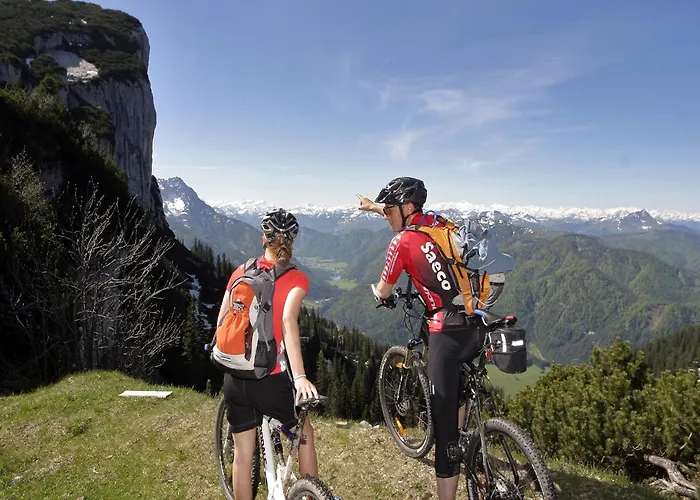 شقة Modern In With Terrace *